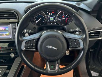 JAGUAR F-PACE 2.0 F-Pace R-Sport AWD D Auto 4WD 5dr
