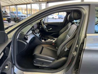 MERCEDES-BENZ C-CLASS 1.5 C 200 SE Auto 4dr