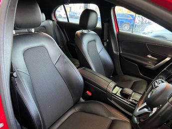 MERCEDES-BENZ A-CLASS 1.5 A 180 Sport Exeutive D Auto 5dr