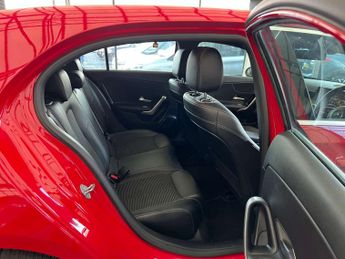 MERCEDES-BENZ A-CLASS 1.5 A 180 Sport Exeutive D Auto 5dr