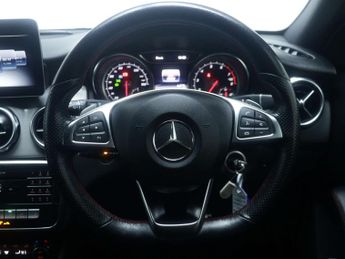 MERCEDES-BENZ GLA 1.6 GLA 180 AMG Line Edition Auto 5dr