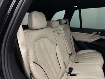 BMW X5 3.0 X5 xDrive 30d M Sport Auto 4WD 5dr 7 seat