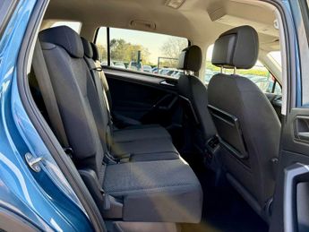 Volkswagen TIGUAN 2.0 Tiguan Allspace Match TDI 4Motion Semi-Auto 4WD 5dr