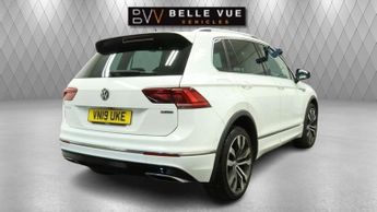 VOLKSWAGEN TIGUAN 2.0 Tiguan R-Line Tech TDI 4Motion Semi-Automatic 4WD 5dr - NATI