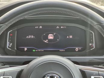 VOLKSWAGEN TIGUAN 2.0 Tiguan R-Line Tech TDI 4Motion Semi-Automatic 4WD 5dr - NATI