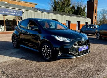 TOYOTA YARIS 1.5 Yaris Design HEV CVT 5dr