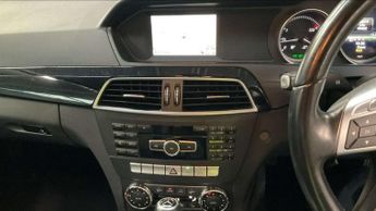 MERCEDES-BENZ C-CLASS 2.1 C200 Executive SE CDi BlueEfficiency Auto 4dr