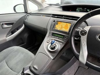 TOYOTA PRIUS 1.8 Prius T Spirit VVT-I CVT 5dr