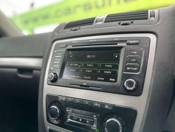 SKODA OCTAVIA 2.0 Octavia Elegance TDI CR Semi-Auto 5dr