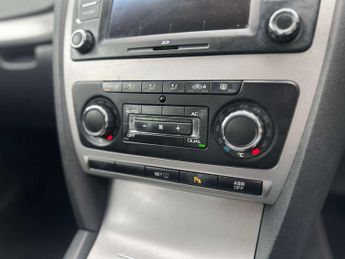 SKODA OCTAVIA 2.0 Octavia Elegance TDI CR Semi-Auto 5dr