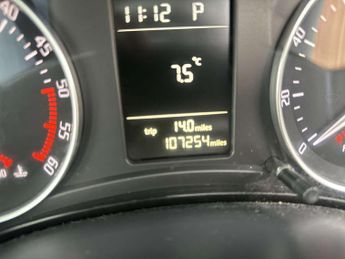 SKODA OCTAVIA 2.0 Octavia Elegance TDI CR Semi-Auto 5dr