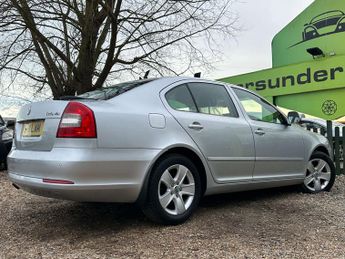 SKODA OCTAVIA 2.0 Octavia Elegance TDI CR Semi-Auto 5dr