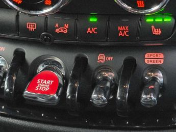 MINI CLUBMAN 1.5 Clubman Cooper Sport 6dr