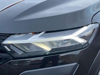 Dacia SANDERO STEPWAY 1.0 TCe Comfort Hatchback 5dr Petrol CVT Euro 6 (s/s) (90 ps) AA