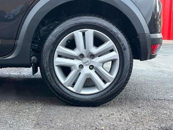 Dacia SANDERO STEPWAY 1.0 TCe Comfort Hatchback 5dr Petrol CVT Euro 6 (s/s) (90 ps) AA