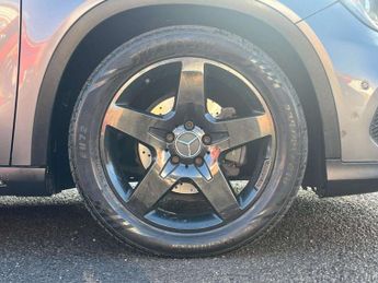 Mercedes-Benz GLA 2.2L 5d  AUTO  136 BHP AA INSPECTED.