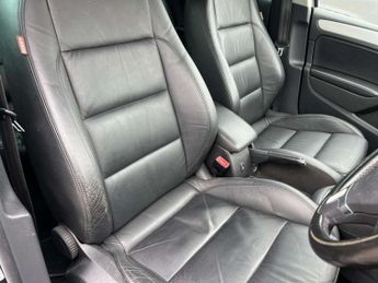 VOLKSWAGEN GOLF 2.0 TDI GT Hatchback 5dr Diesel DSG Euro 5 (140 ps)