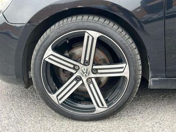 VOLKSWAGEN GOLF 2.0 TDI GT Hatchback 5dr Diesel DSG Euro 5 (140 ps)