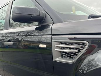 Land Rover RANGE ROVER SPORT 3.0 TD V6 SE SUV 5dr Diesel CommandShift 4WD Euro 5 (245 ps) AA 