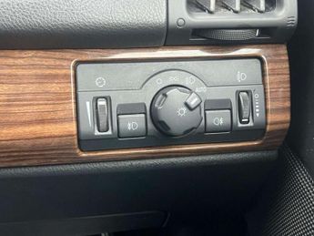 Land Rover FREELANDER 2 2.2 TD4 HSE SUV 5dr Diesel Auto 4WD Euro 4 (160 ps)