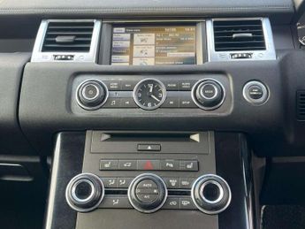 Land Rover RANGE ROVER SPORT 3.0 SD V6 HSE SUV 5dr Diesel Auto 4WD Euro 5 (255 bhp) AA INSPEC