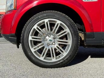 Land Rover DISCOVERY 4 3.0 SD V6 XS SUV 5dr Diesel Auto 4WD Euro 5 (255 bhp) AA INSPECT