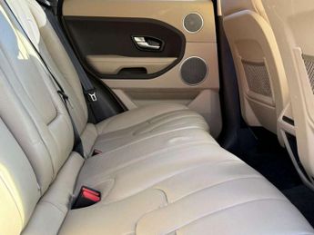 Land Rover RANGE ROVER EVOQUE 2.2 eD4 Pure Tech SUV 5dr Diesel Manual FWD Euro 5 (s/s) (150 ps