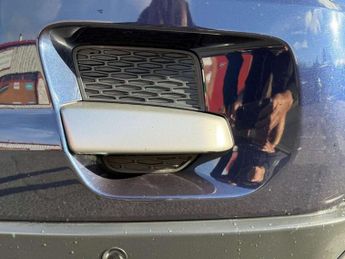 Land Rover RANGE ROVER EVOQUE 2.2 eD4 Pure Tech SUV 5dr Diesel Manual FWD Euro 5 (s/s) (150 ps