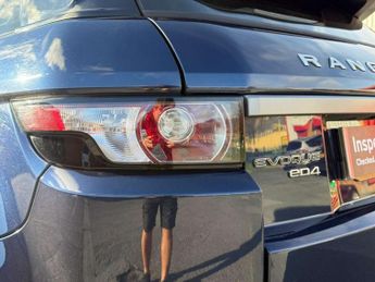 Land Rover RANGE ROVER EVOQUE 2.2 eD4 Pure Tech SUV 5dr Diesel Manual FWD Euro 5 (s/s) (150 ps