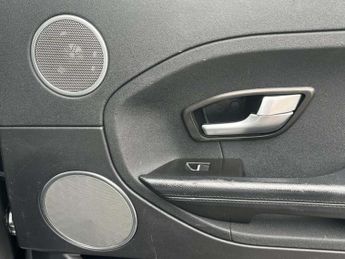 Land Rover RANGE ROVER EVOQUE 2.2 SD4 Pure Tech SUV 5dr Diesel Auto 4WD Euro 5 (s/s) (190 ps) 