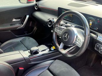 Mercedes-Benz A-CLASS 1.3 A200 AMG Line Hatchback 5dr Petrol 7G-DCT Euro 6 (s/s) (163 