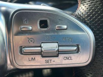 Mercedes-Benz A-CLASS 1.3 A200 AMG Line Hatchback 5dr Petrol 7G-DCT Euro 6 (s/s) (163 