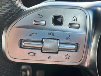 Mercedes-Benz A-CLASS 1.3 A200 AMG Line Hatchback 5dr Petrol 7G-DCT Euro 6 (s/s) (163 
