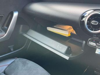 Mercedes-Benz A-CLASS 1.3 A200 AMG Line Hatchback 5dr Petrol 7G-DCT Euro 6 (s/s) (163 