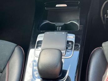 Mercedes-Benz A-CLASS 1.3 A200 AMG Line Hatchback 5dr Petrol 7G-DCT Euro 6 (s/s) (163 