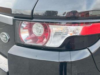 Land Rover RANGE ROVER EVOQUE 2.2 SD4 Pure Tech SUV 5dr Diesel Auto 4WD Euro 5 (s/s) (190 ps) 