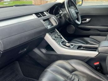 Land Rover RANGE ROVER EVOQUE 2.2 SD4 Pure Tech SUV 5dr Diesel Auto 4WD Euro 5 (s/s) (190 ps) 