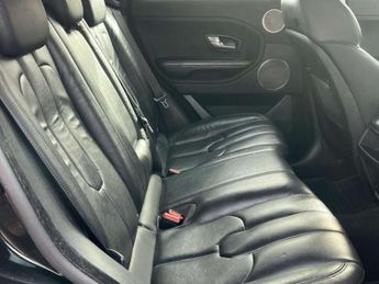 Land Rover RANGE ROVER EVOQUE 2.2 SD4 Pure Tech SUV 5dr Diesel Auto 4WD Euro 5 (s/s) (190 ps) 