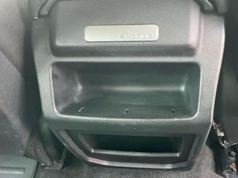 Land Rover RANGE ROVER EVOQUE 2.2 SD4 Pure Tech SUV 5dr Diesel Auto 4WD Euro 5 (s/s) (190 ps) 