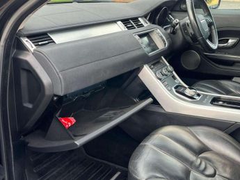 Land Rover RANGE ROVER EVOQUE 2.2 SD4 Pure Tech SUV 5dr Diesel Auto 4WD Euro 5 (s/s) (190 ps) 