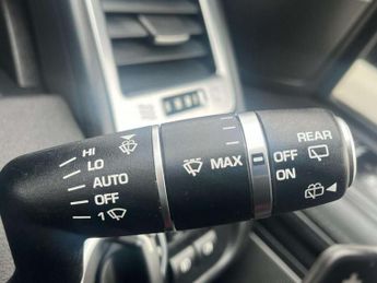 Land Rover RANGE ROVER SPORT 3.0 SD V6 HSE Black SUV 5dr Diesel Auto 4WD Euro 5 (255 bhp) AA 