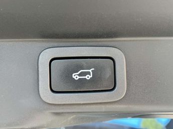 Land Rover RANGE ROVER SPORT 3.0 TD V6 SE SUV 5dr Diesel Auto 4WD Euro 5 (s/s) (258 ps) AA IN