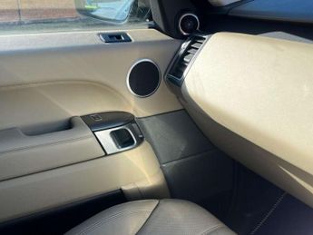 Land Rover RANGE ROVER SPORT 3.0 TD V6 SE SUV 5dr Diesel Auto 4WD Euro 5 (s/s) (258 ps) AA IN