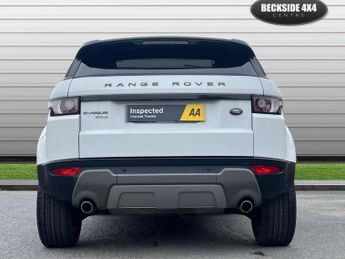 Land Rover RANGE ROVER EVOQUE 2.2 SD4 Pure SUV 5dr Diesel Auto 4WD Euro 5 (s/s) (190 ps) AA IN