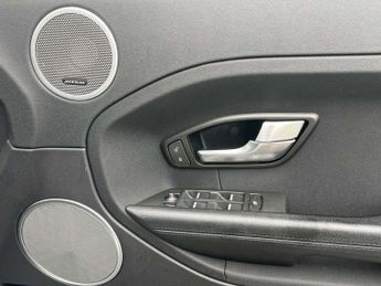 Land Rover RANGE ROVER EVOQUE 2.2 SD4 Pure SUV 5dr Diesel Auto 4WD Euro 5 (s/s) (190 ps) AA IN