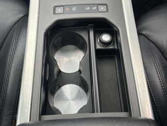 Land Rover RANGE ROVER EVOQUE 2.2 SD4 Pure SUV 5dr Diesel Auto 4WD Euro 5 (s/s) (190 ps) AA IN