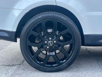 Land Rover RANGE ROVER SPORT 3.0 TD V6 HSE SUV 5dr Diesel CommandShift 4WD Euro 5 (245 ps) AA