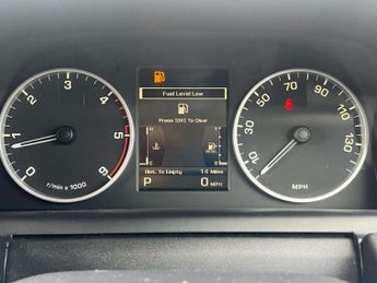 Land Rover RANGE ROVER SPORT 3.0 TD V6 HSE SUV 5dr Diesel CommandShift 4WD Euro 5 (245 ps) AA