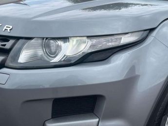 Land Rover RANGE ROVER EVOQUE 2.2 SD4 Pure SUV 5dr Diesel Manual 4WD Euro 5 (s/s) (190 ps) AA 