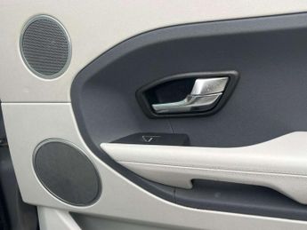 Land Rover RANGE ROVER EVOQUE 2.2 SD4 Pure SUV 5dr Diesel Manual 4WD Euro 5 (s/s) (190 ps) AA 